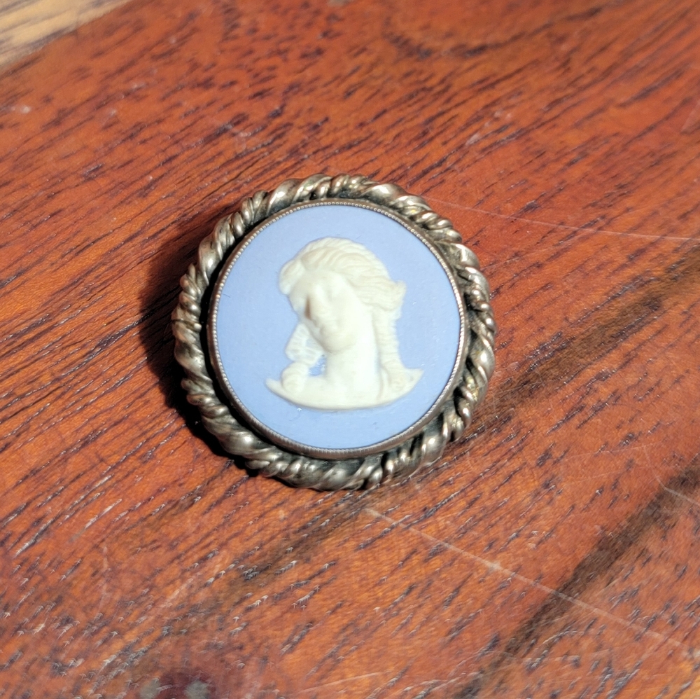 1953 John L Denmark Sterling Blue And White Wedgewood Bust Brooch